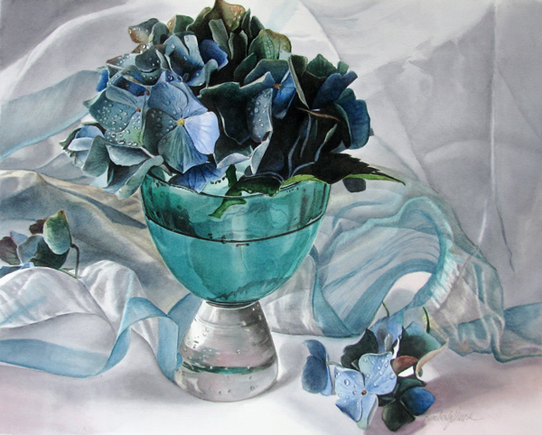 bluehydrangeagreenglass600.jpg
